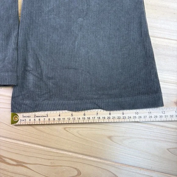 Aerie Corduroy Pants Womens Medium Olive Green Bell Bottom Ribbed Flared Pants - Picture 6 of 7